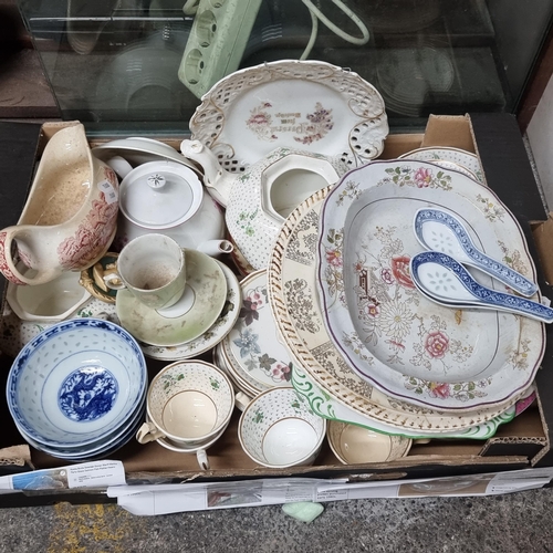 642 - An impressive collection of approx. 50 pieces of china including dinner plates, sandwich plates, sid... 