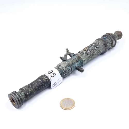 695 - A finely detailed antique miniature canon barrel, weight 780 grams, very unusual piece. There is a 1... 