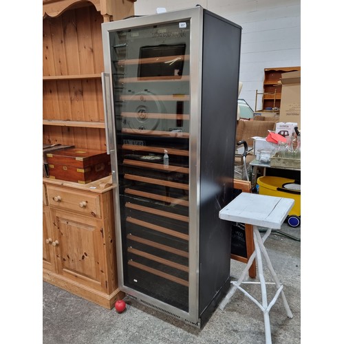 857 - Star lot: A high quality EuroCave multitemperature wine cabinet no.458333 with fourteen pullout shel... 