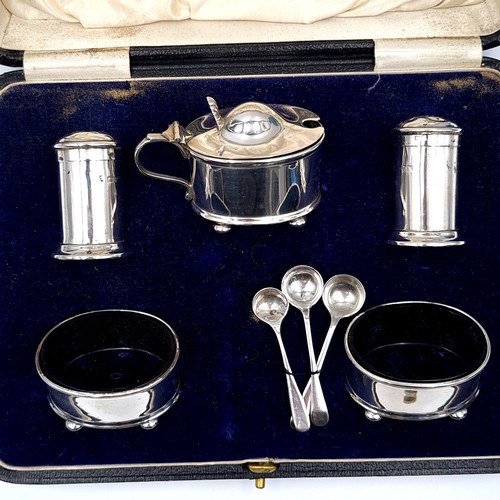 37 - Star Lot  : A quality set of table sterling silver condiment containers, items hallmarked Sheffield,... 