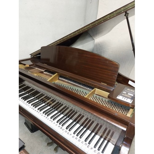 388 - Super Star Lot : A beautiful baby grand piano. A lovely Challen 1920/1930 Piano in lovely condition ... 