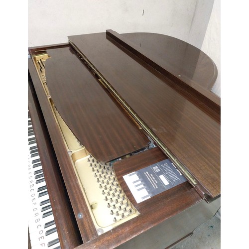 388 - Super Star Lot : A beautiful baby grand piano. A lovely Challen 1920/1930 Piano in lovely condition ... 