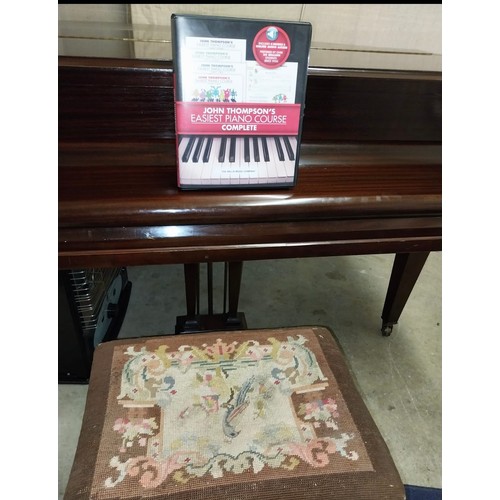 388 - Super Star Lot : A beautiful baby grand piano. A lovely Challen 1920/1930 Piano in lovely condition ... 