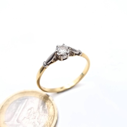 397 - Star Lot : A nice quality vintage 18K gold platinum mounted Large diamond solitaire ring in original... 