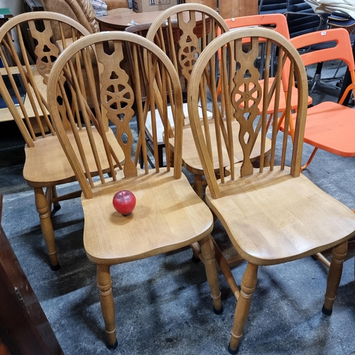 795 - A set of four charming vintage Winsor back kitchen chairs.