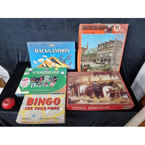 936 - Six vintage board games including backgammon, bingo, and a 1000 piece jigsaw.