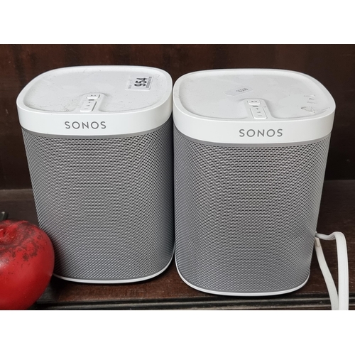 954 - Star Lot. A pair of high quality Sonos Model play 1 portable speakers. €570 RRP for the pair, small ... 