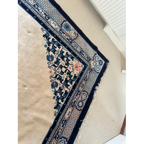 864 - Star Lot : A Fabulous Blue and Cream pure wool Chinese carpet from a fabulous house in Dalkey. Its l... 