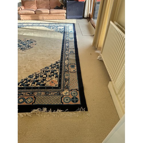 864 - Star Lot : A Fabulous Blue and Cream pure wool Chinese carpet from a fabulous house in Dalkey. Its l... 