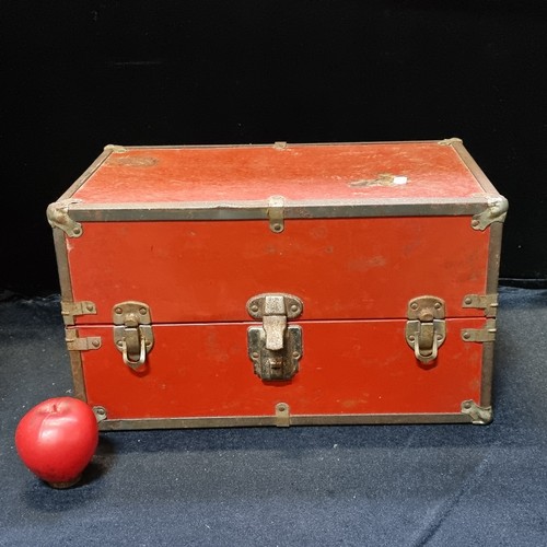 984 - A fabulous vintage ships steamer dressing trunk for a doll, about 35cm tall, its super cute. Circa 4... 