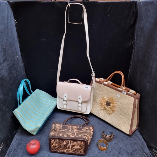 366 - 4 vintage ladies handbags including 3 unusual woven examples and a pink and cream satchel example an... 