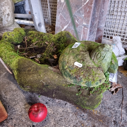 821 - Star lot : A very heavy antique stone garden pond / bird bath. From the lovely home in Dalkey.