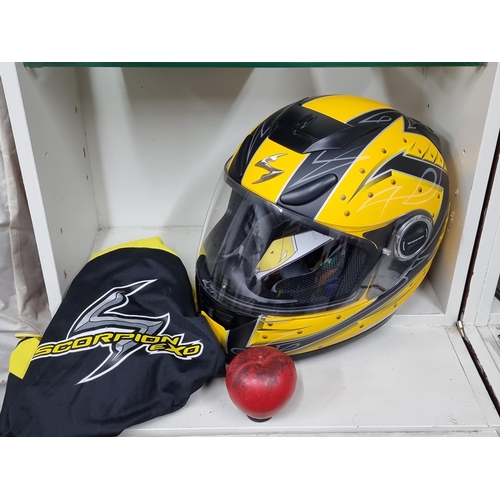 854 - A stunning Scorpion EXo 700 motorcycle helmet with its original bag and manual. Regulated by the Was... 