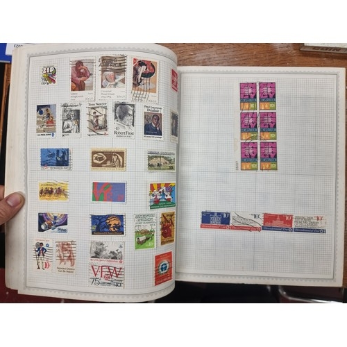 202 - A very impressive album titled 'The New World Wide pictorial Stamp Album'. Contains more than 9000 i... 