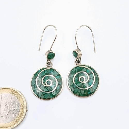 578 - A pair of sterling silver enamel earrings suitable for pierced ears. Weight is 6 grams. Stamped 950.