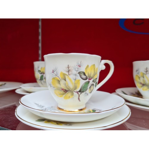 373 - A charming 17 piece Royal Grafton bona China tea set including sandwich plate, cups, saucers and sid... 