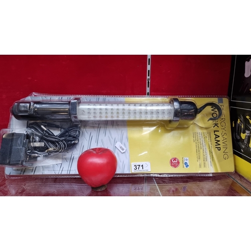 371 - A brand new energy-saving work lamp, includes power cable, model details on packaging. Ideal for wor... 