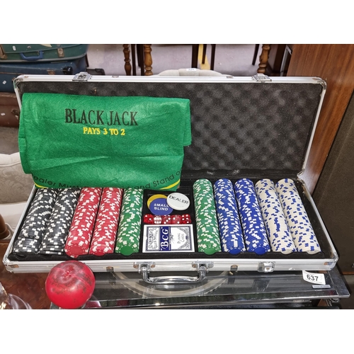 638 - A super poker set; complete with cards, chips, and baize in a lockable aluminum case. Perfect for ga... 