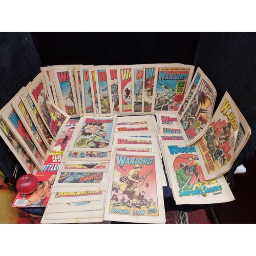 965 - A super collection of approx. 80 vintage Warlord comics dating to the 80's, featuring gripping warti... 