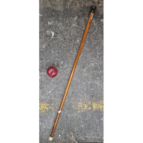 906 - A lovely antique gentleman's cane with a twirled silver top assayed in the London Office. Maker WB, ... 