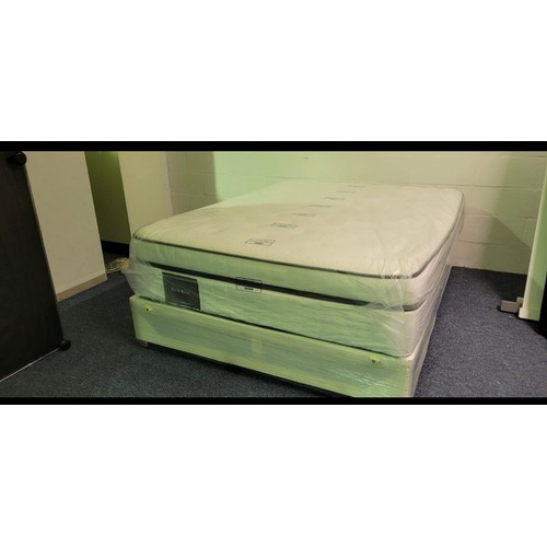 1009 - Super Star Lot : Is a super quality King Koil Millennium deluxe 5 ft x 6'6 The Mattress alone retail... 