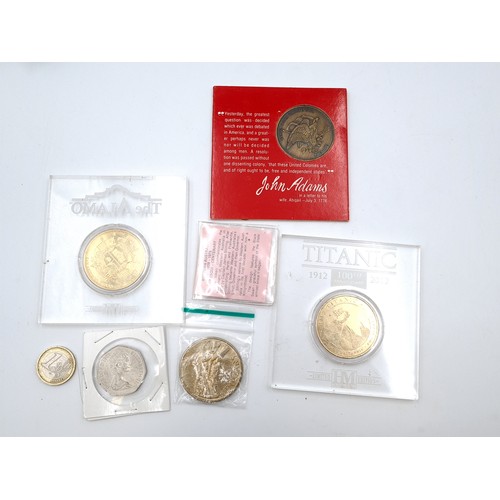 471 - A collection of five commemorative coins, two USA examples together with a Western Australian 1829 S... 