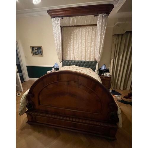 151 - Super Star Lot : Fabulous Antique 2 poster, half tester bed, 6'6 long and 5'6 feet wide  and 9 feet ... 