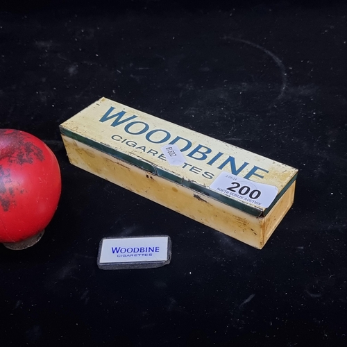 200 - A vintage c. 1930s Woodbines Cigarettes dominoes and tin. A nice collectors item. Each of dominoes h... 