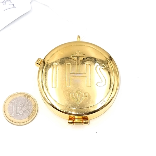 980 - A gold plated pyx communion set with I.H.S inscription.