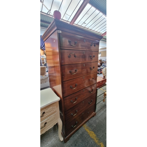 497 - Star Lot : A magnificent antique Irish early 19th century mahogany tallboy / chest of drawers. Featu... 