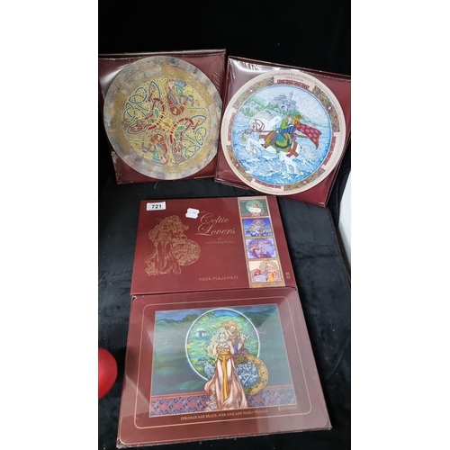 721 - A Jim Fitzpatrick set of high-quality placemats, featuring Celtic artwork. Heat-resistant and durabl... 