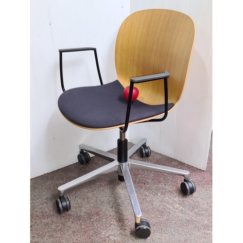 950 - Star Lot: The Swedish designed RBM Noor 6075 Meeting Chair is the ideal chair for people who work in... 