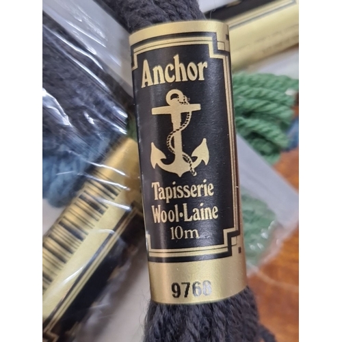 843 - Collection of Anchor Tapisserie wool yarns in various colors, each skein measuring 10 meters. Ideal ... 