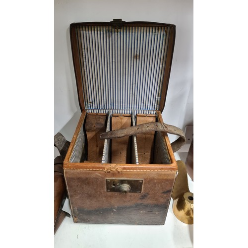 142 - An antique 1890s shotgun ammunition hunting leather case.