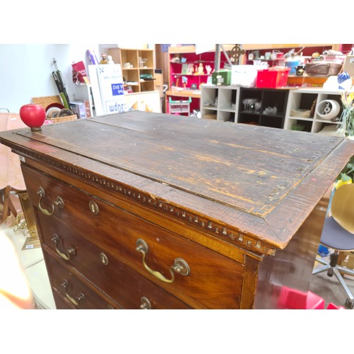 497 - Star Lot : A magnificent antique Irish early 19th century mahogany tallboy / chest of drawers. Featu... 