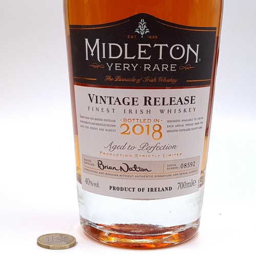 960 - Super Star Lot : A box of Midleton Very Rare Vintage release fine Irish whiskey. Dated 2018. Comes i... 