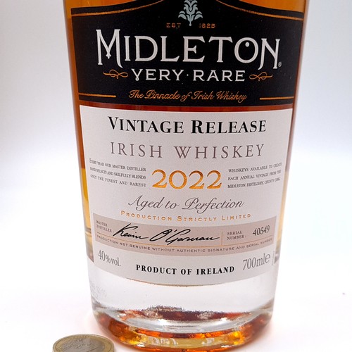 961 - Star Lot : A box of Midleton Very Rare Vintage release fine Irish whiskey. Dated - 2022. Comes in an... 