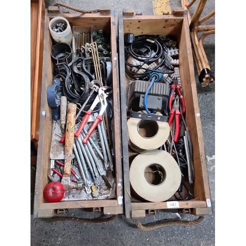 641 - Mixed lot of assorted tools and electrical components. Includes pliers, wrenches, cables, light fixt... 