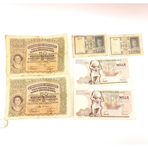 526 - A collection of vintage bank notes c. 1926 consisting of two Belgium 1000 frank notes. Two 10 lire I... 