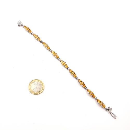 572 - A most attractive citrine gemstone bracelet set in sterling silver with double clasps. Weight - 20.7... 