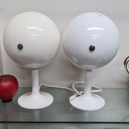 724 - A pair of very cool Mid-Century Modern Designer, Anvia ,Holland table lamps with white spherical sha... 