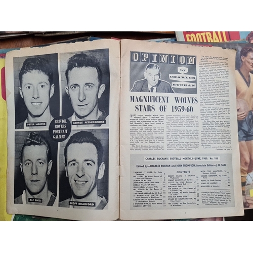 731 - A very large  collection of vintage football magazines including 