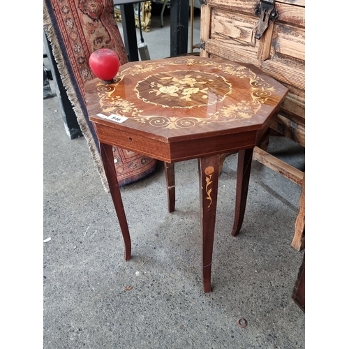 846 - A very nice vintage sorrento sewing table full of sewing items