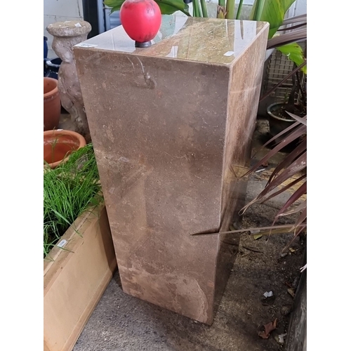 870 - Star lot..Solid marble pedestal, contemporary design with polished finish. Ideal for displaying art ... 