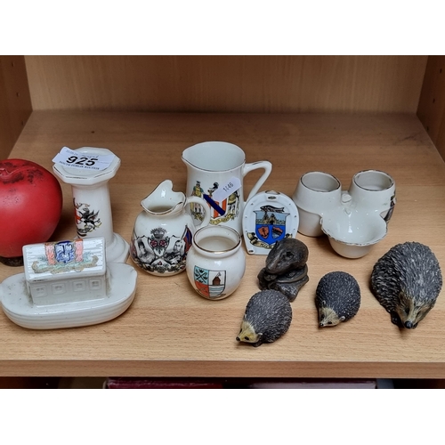 925 - A selection of vintage miniature items including a selection of adorable hedgehog figurines, a ceram... 