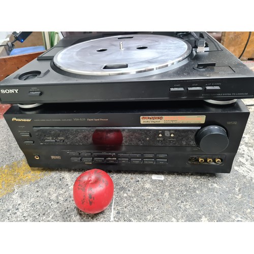 963 - Star Lot: A Sony stereo turntable system model. PS-LX300USB (missing pad), along with a Pioneer VSA-... 