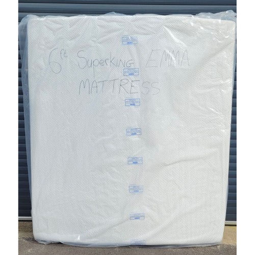 981 - Star Lot : An as new Emma 6ft wide and 6'6 long memory foam mattress. Current sale price on line €57... 