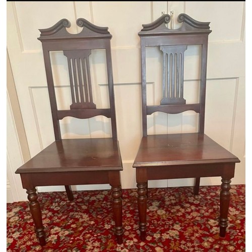 983 - A lovely pair of vintage, regency style mahogany hall chairs. In good order.