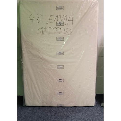 982 - Star Lot : An as new Emma 4'6ft wide and 6'6 long memory foam mattress. Current sale price on line €... 