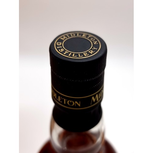 543 - Super Star Lot : A sealed 700CL bottle of Midleton Very Rare Irish Whiskey. Year - 2007. Signed by M... 